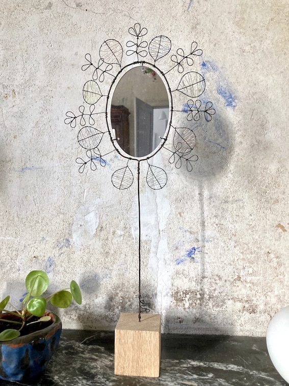 Oval à feuilles sur pied- Non disponible- possibilité commande